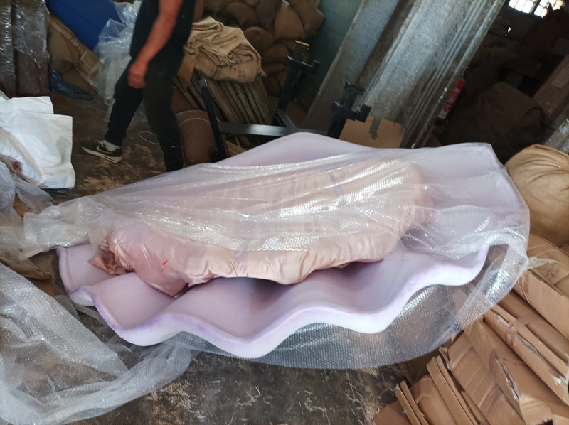 concha 2piezas porex p superior resina p inferior 220x216x52 40x208x165 (150eu) 1u c estado actual